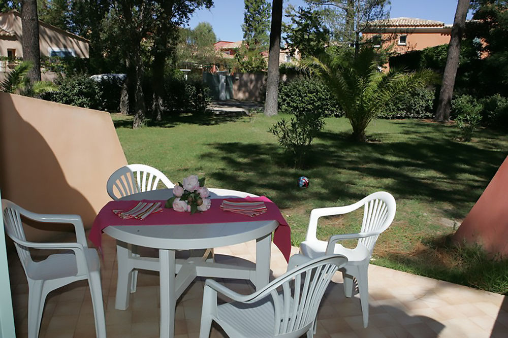 Residence Cala Bianca Borgo  Exterior foto